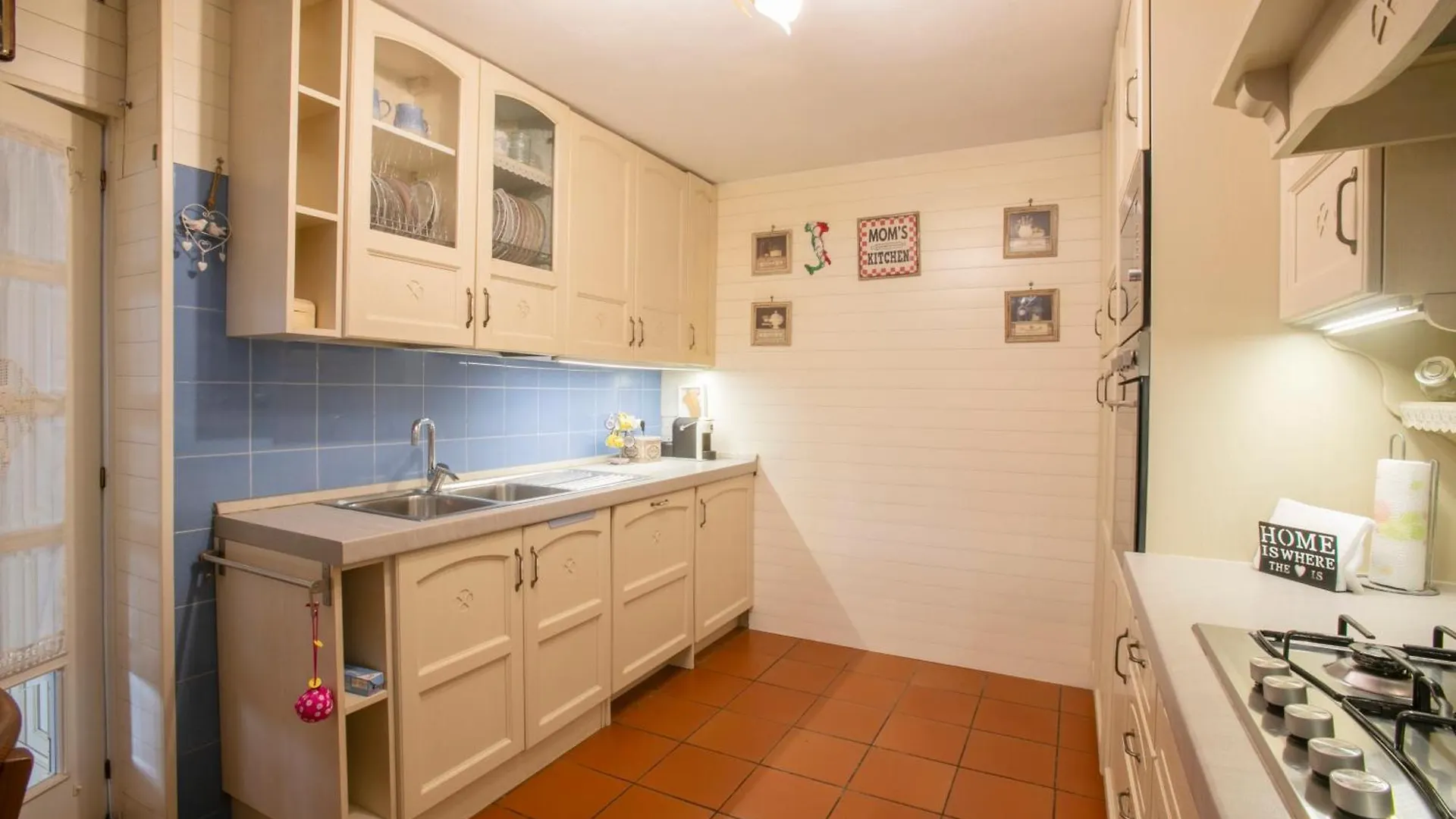 Maison Renee Viareggio 0*,