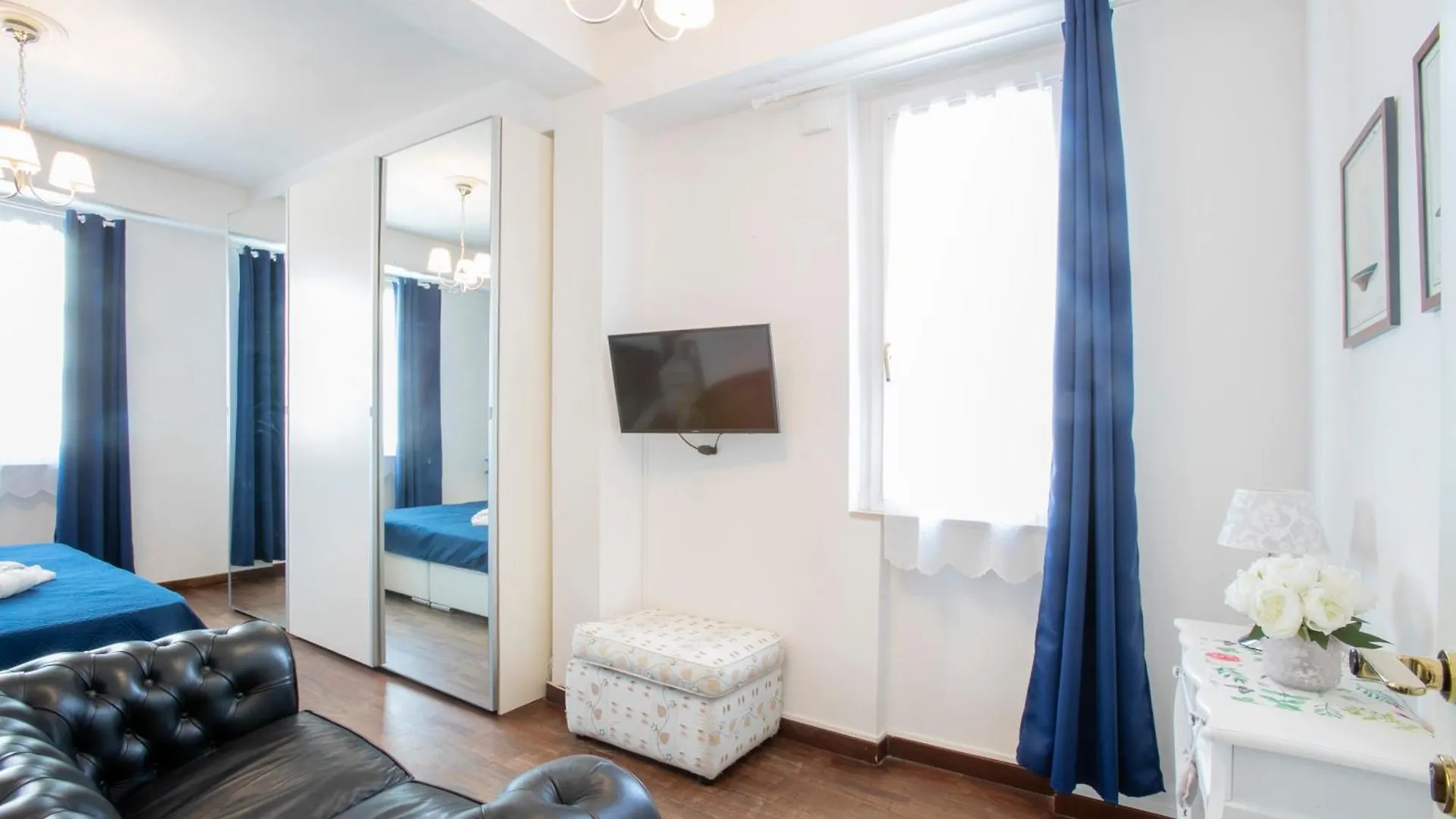 Maison Renée Viareggio Italia